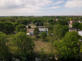  Photo 48