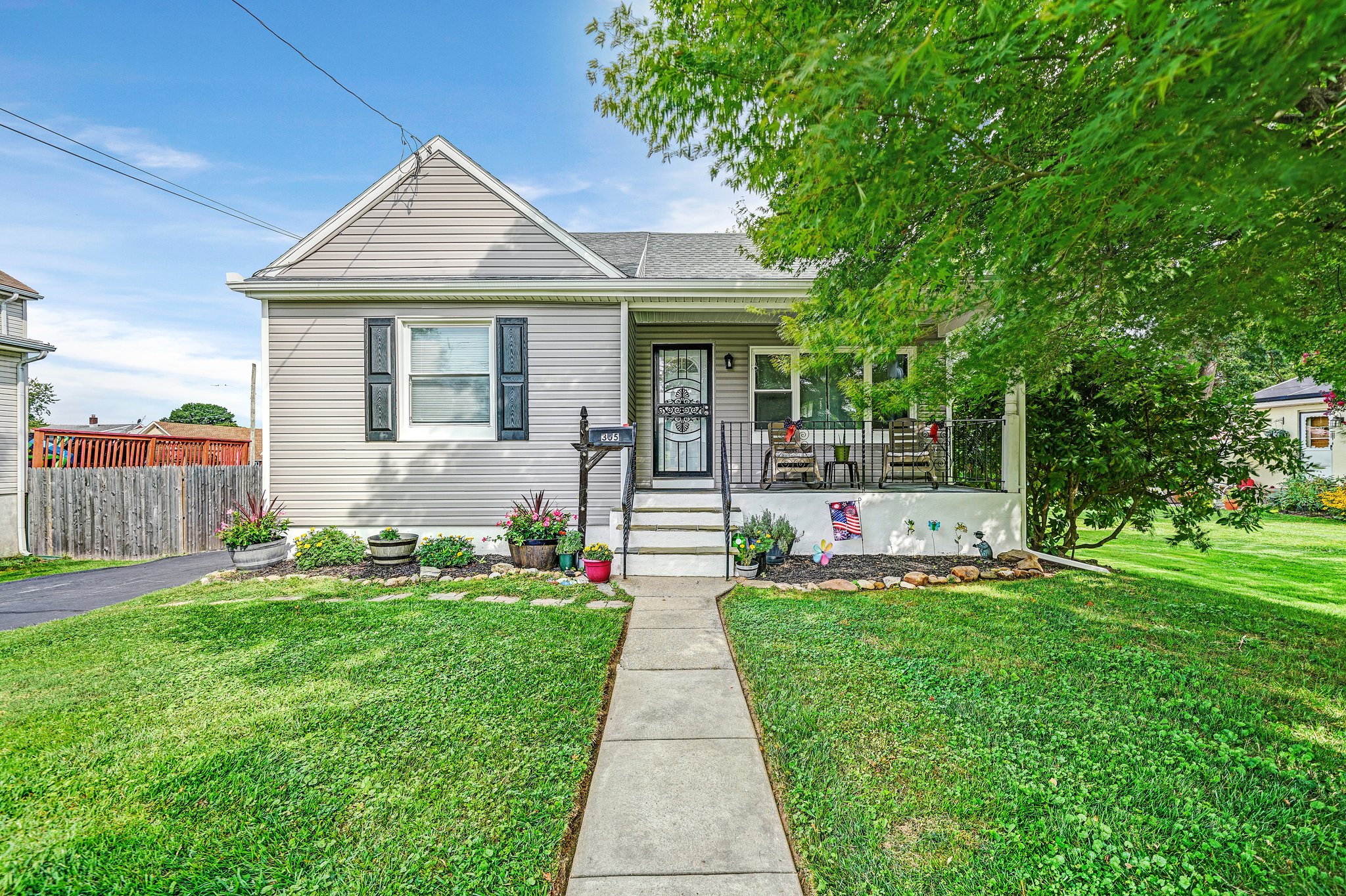 305 6th Ave, Folsom, PA 19033 Padula Media