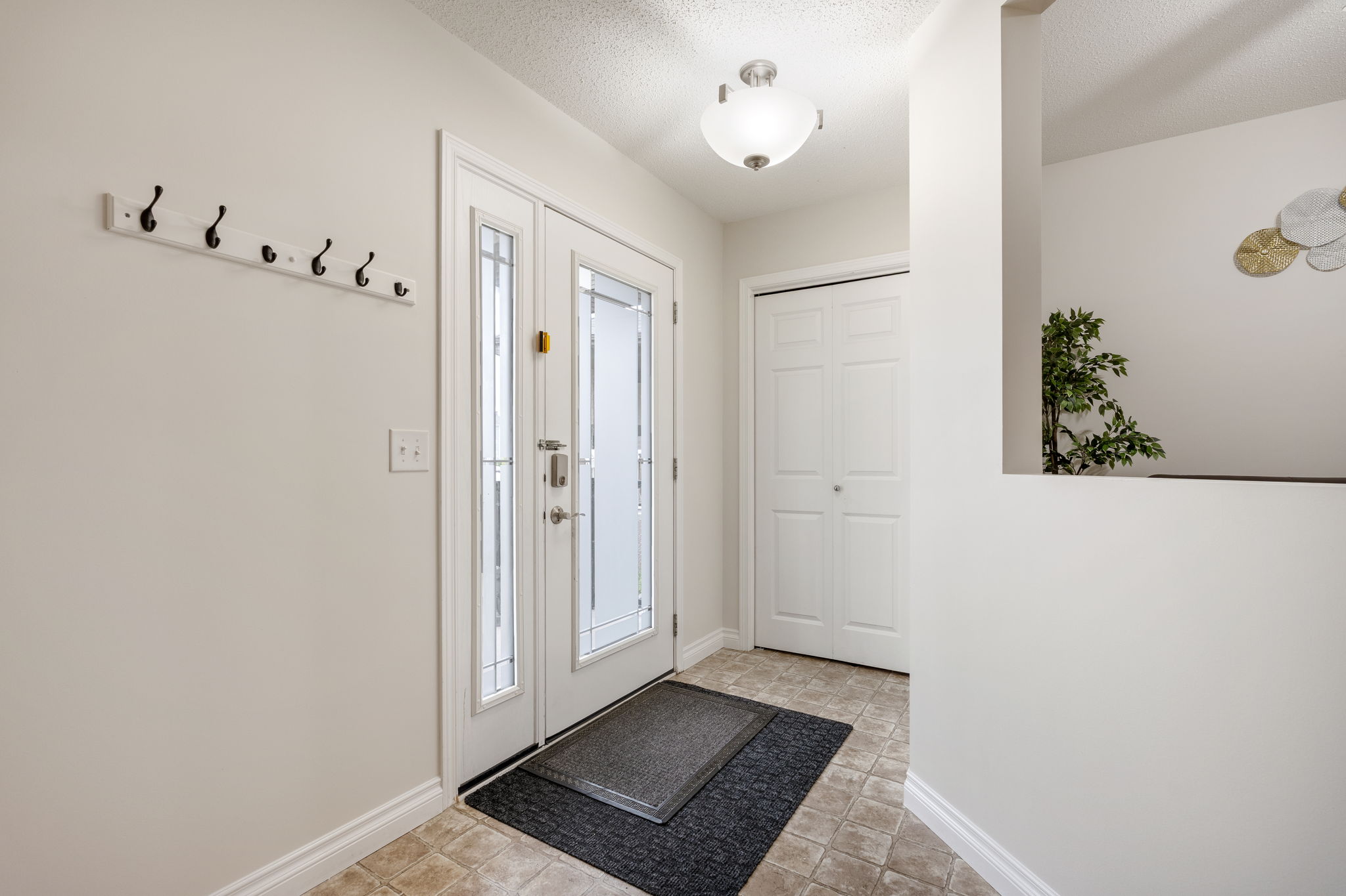 305 Bridge Lake Dr - Interior-1