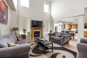 305 Bridge Lake Dr - Interior-6