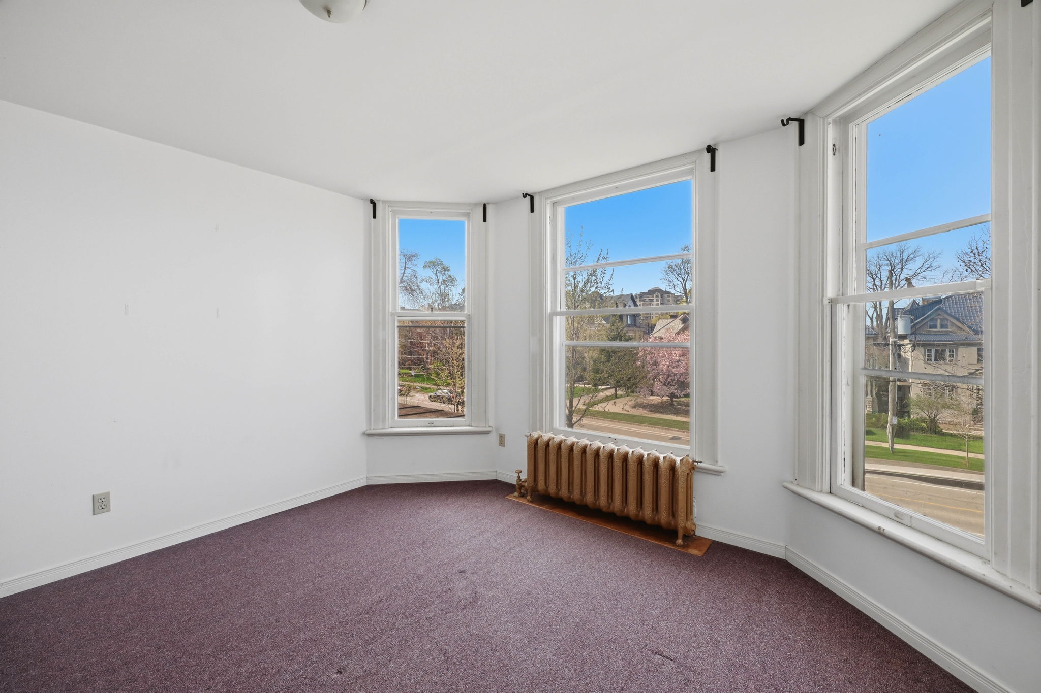305 upper vacant 1 bed-8