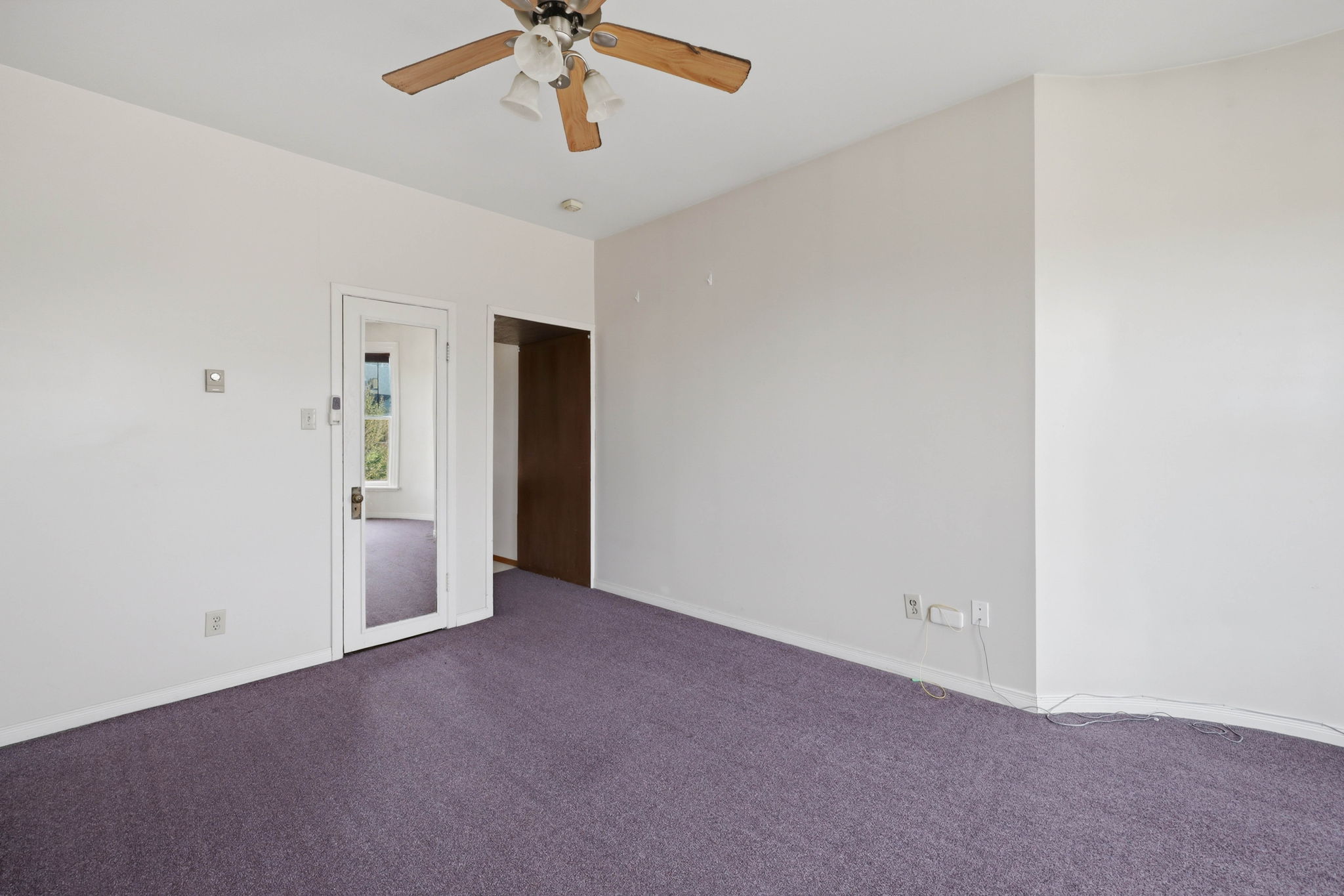305 upper vacant 1 bed-12