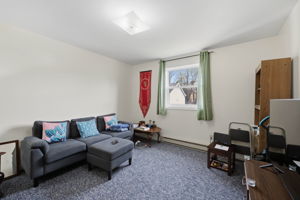 305 upper left unit w- tenant-9