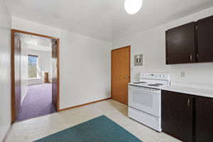 305 upper vacant 1 bed-3