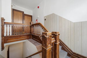 305 upper vacant 1 bed-5