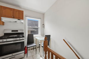 305 upper vacant attic 3 bed-3