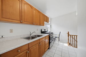 305 upper vacant attic 3 bed-4