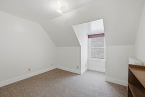 305 upper vacant attic 3 bed-7
