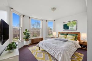 305 upper vacant 1 bed-6 virtually staged.jpeg