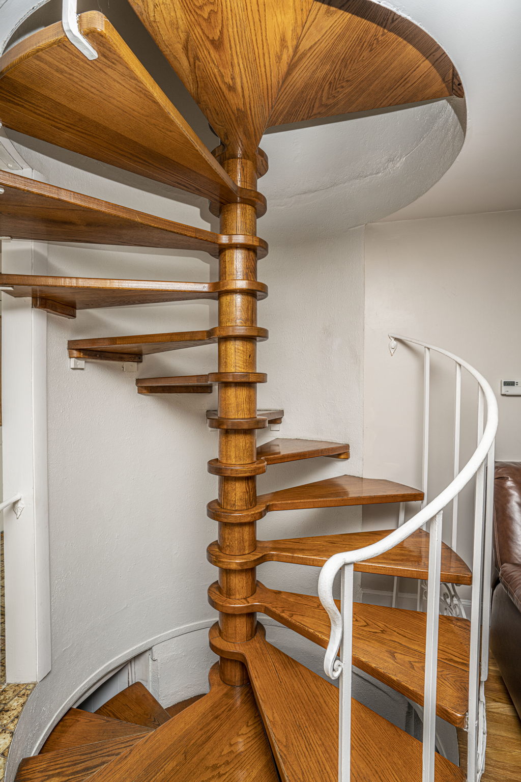 Spiral staircase up
