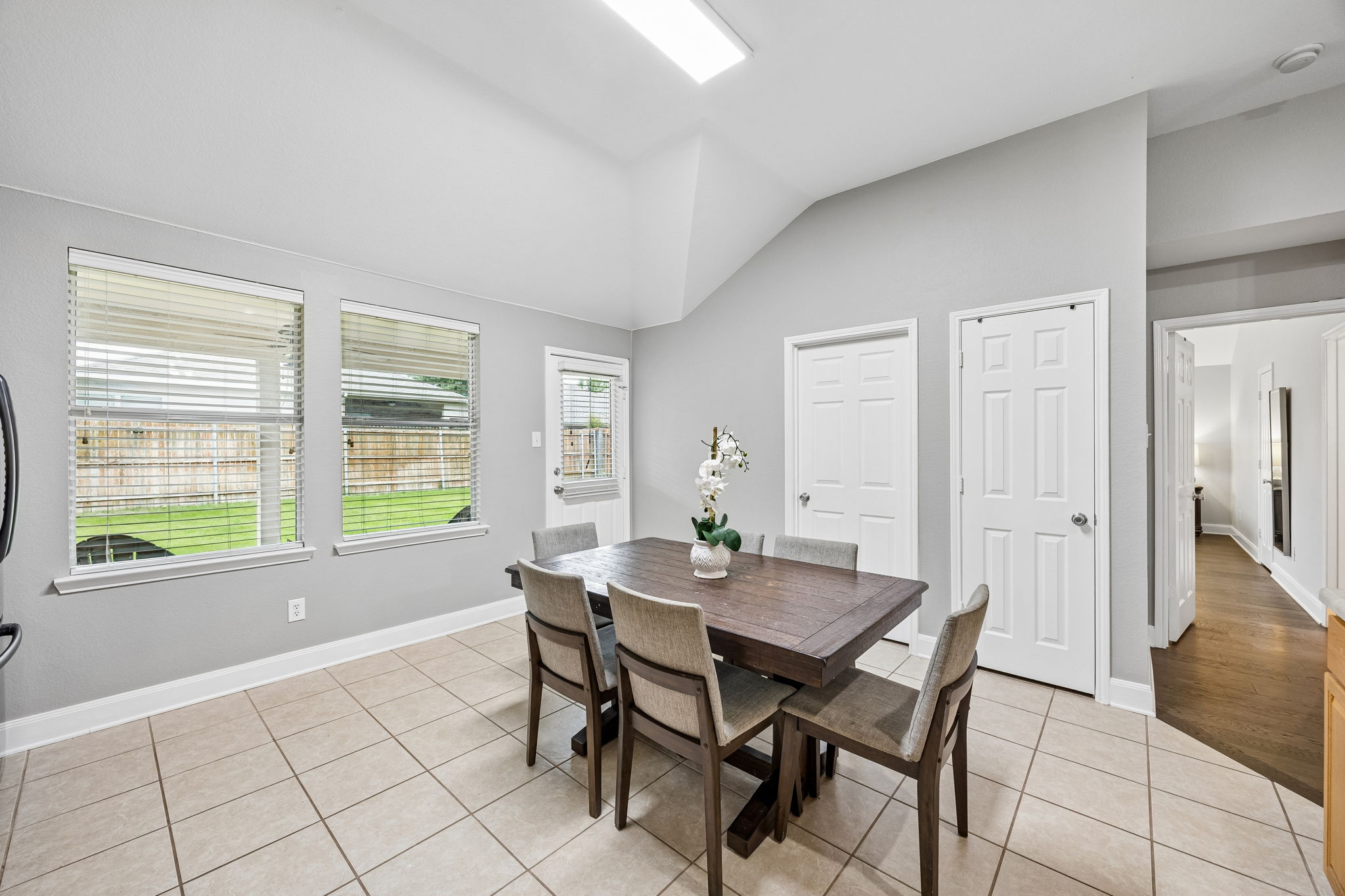 305Fairland_010