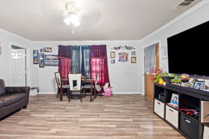  Photo 23