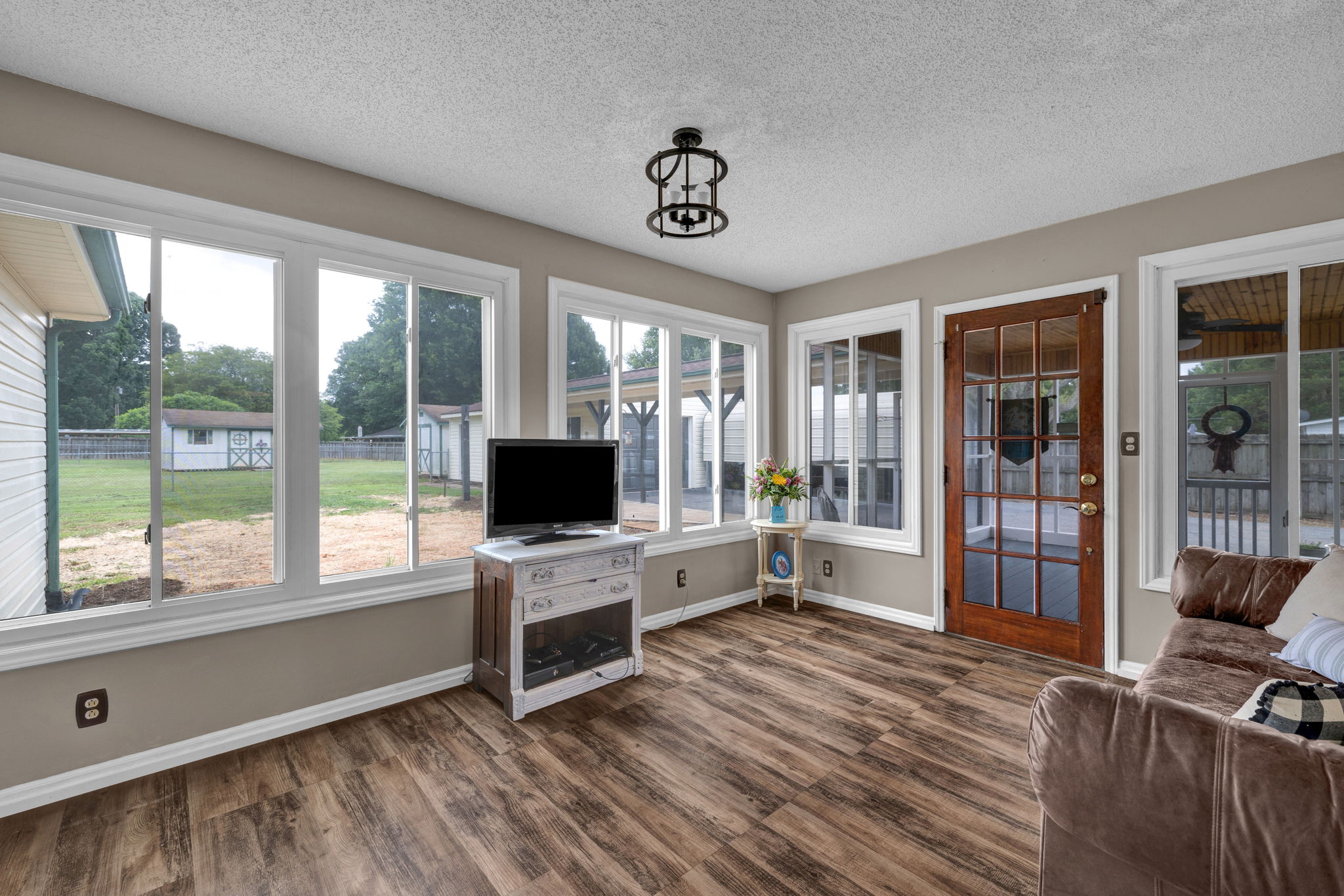 305 McCoy Rd-15