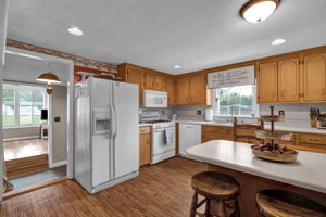 305 McCoy Rd-10