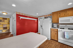 305 McCoy Rd-13