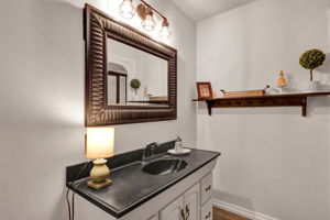 305 McCoy Rd-20