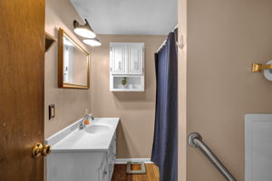 305 McCoy Rd-24