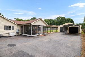 305 McCoy Rd-27