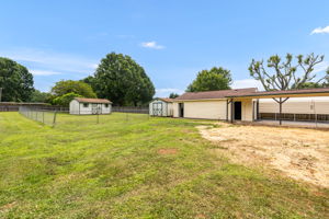 305 McCoy Rd-30