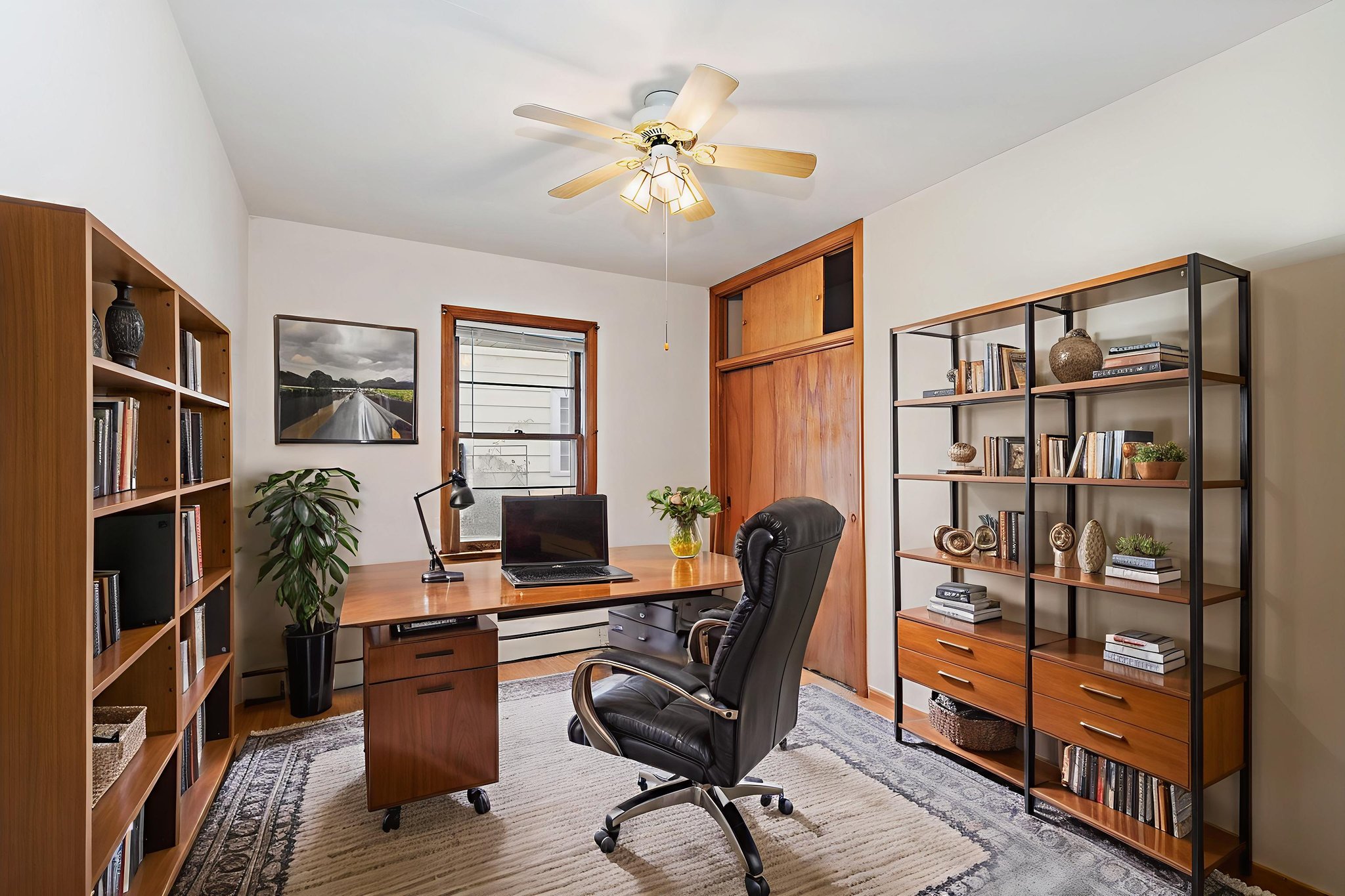 0O9A3230 virtually staged.jpeg