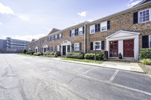  Photo 0