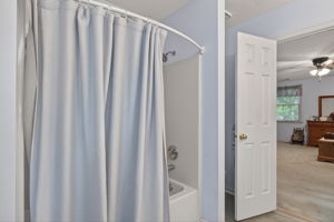  Photo 33