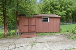  Photo 42