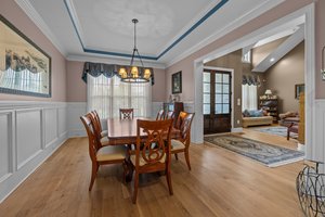 Dining Room 12'3 x 17'2