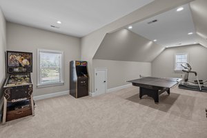 Measures 14'8 x 33' This space could convert to another en suite.