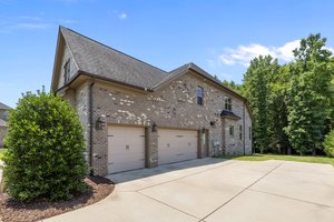 3 Car Garage
