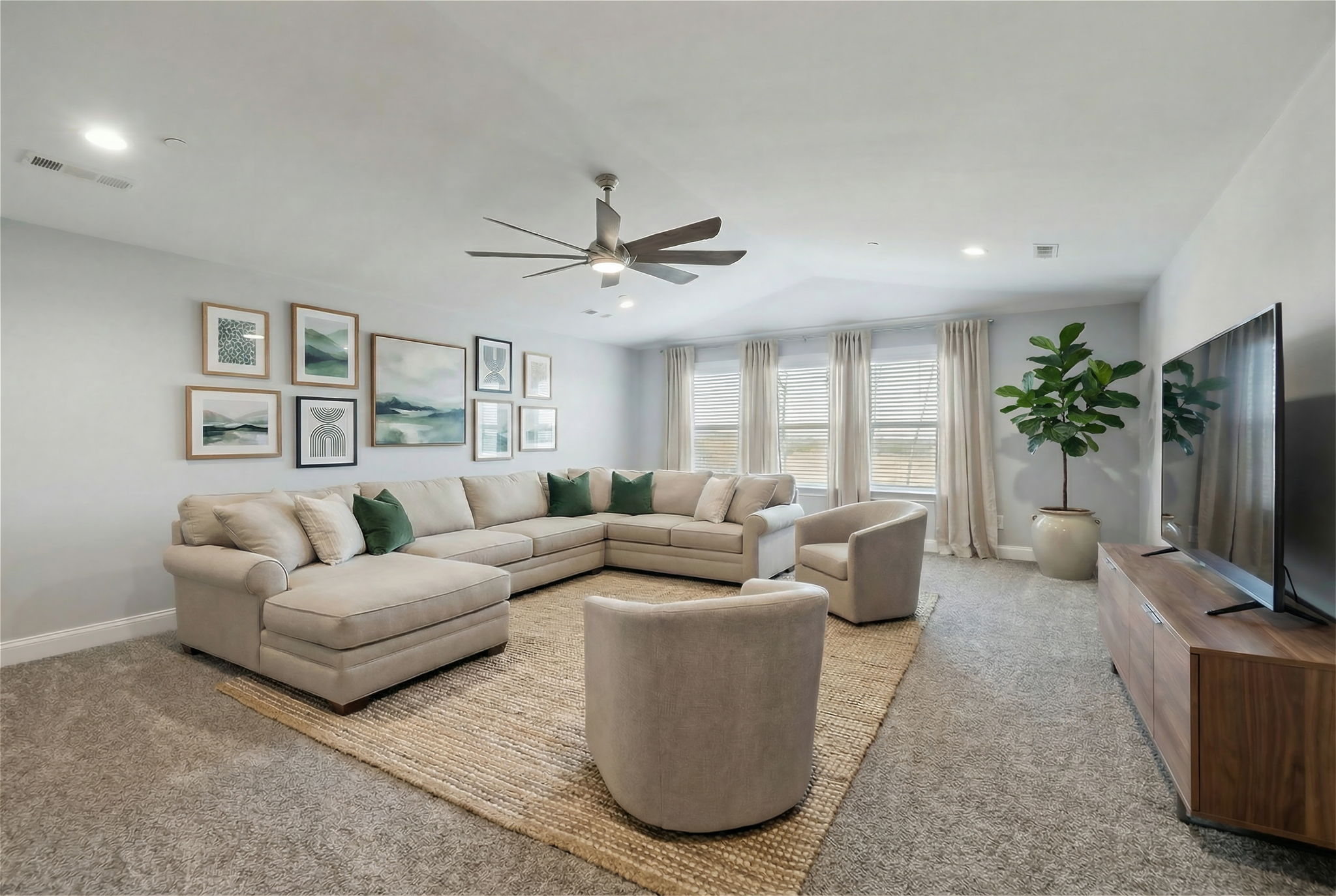 staged bonus room