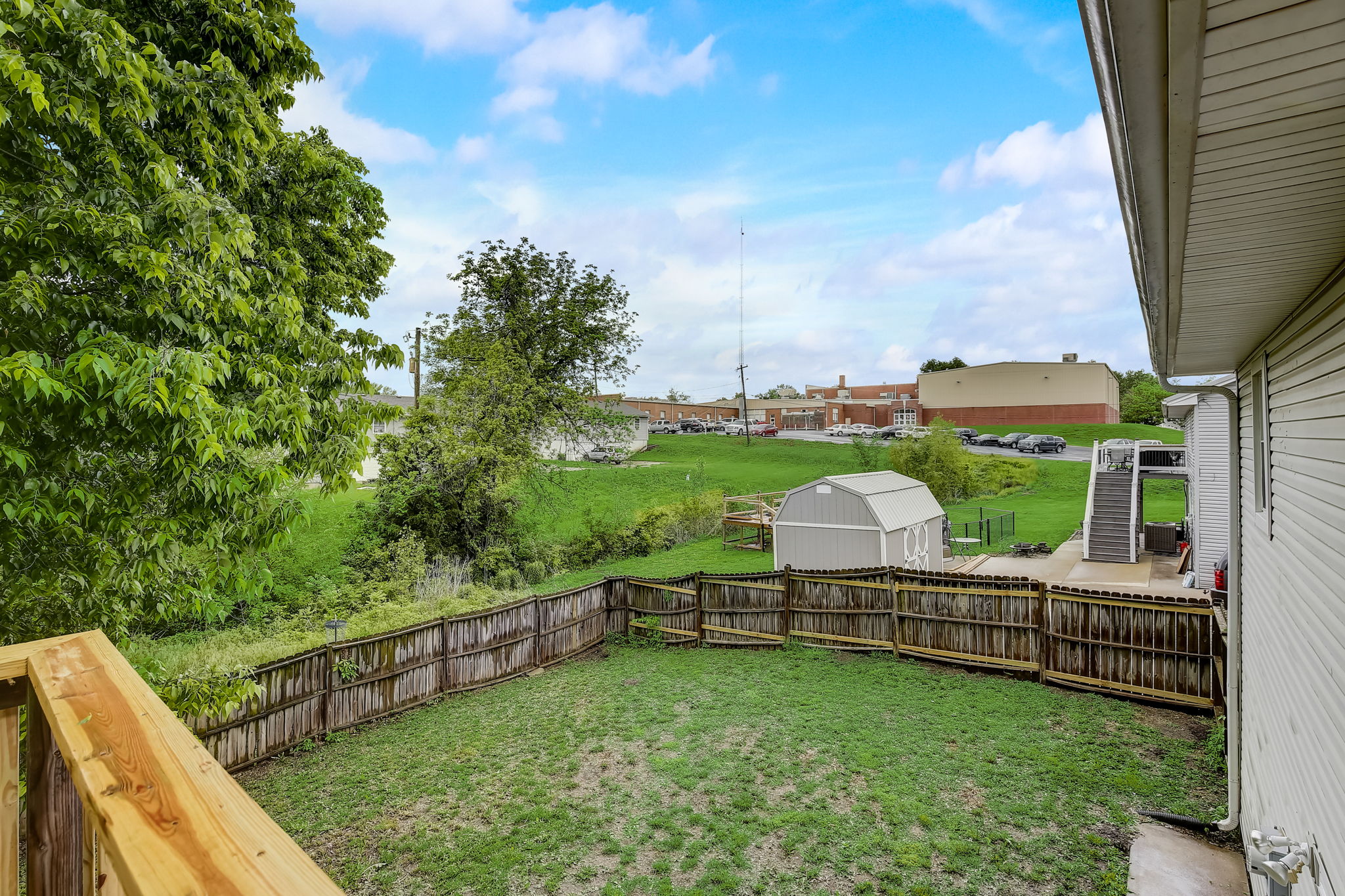 S Lincoln Ave-036