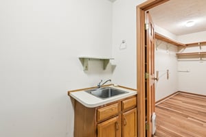 Sandbrook Dr-S0804-032.jpg