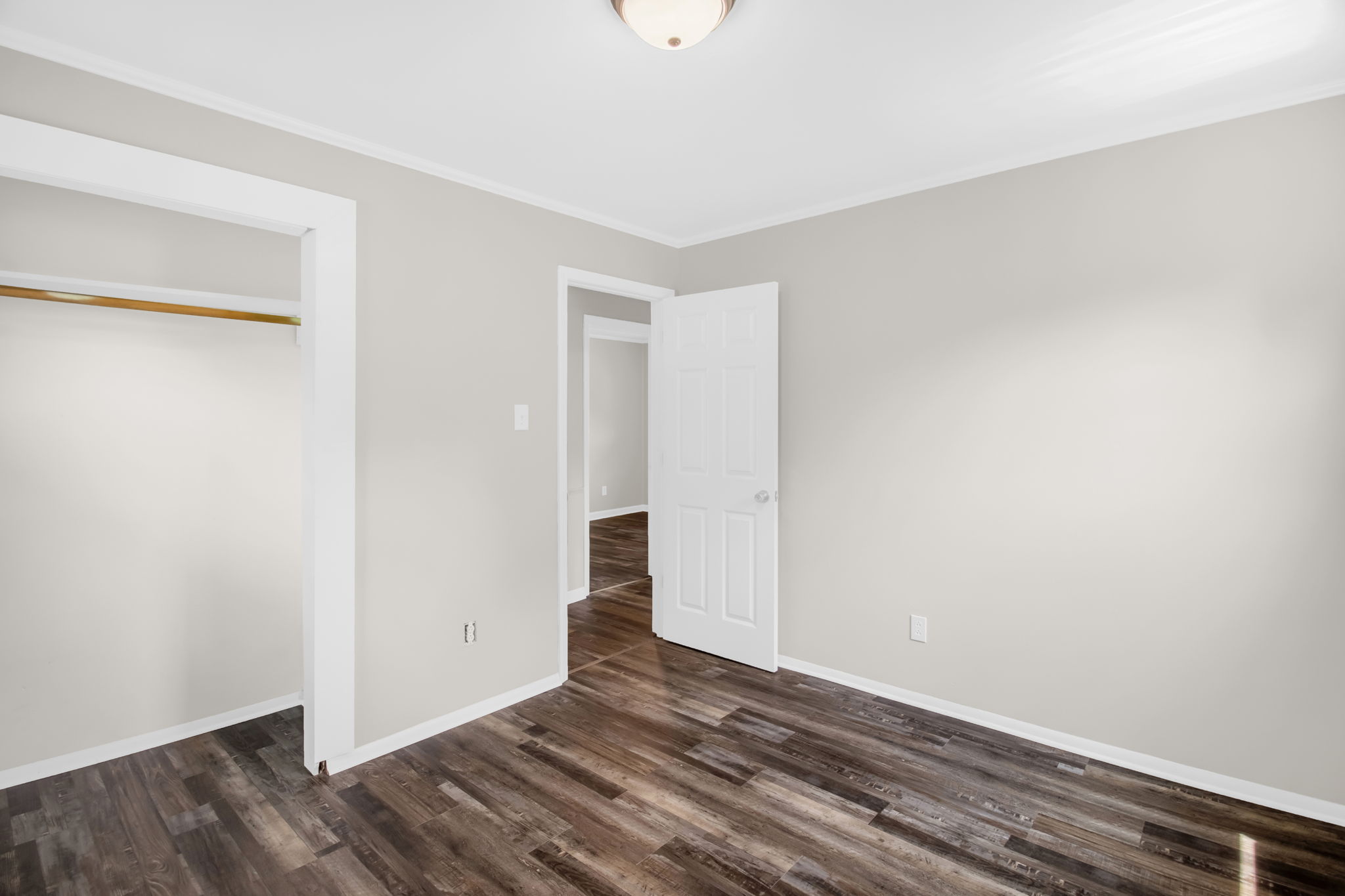 305 Short Ave-15