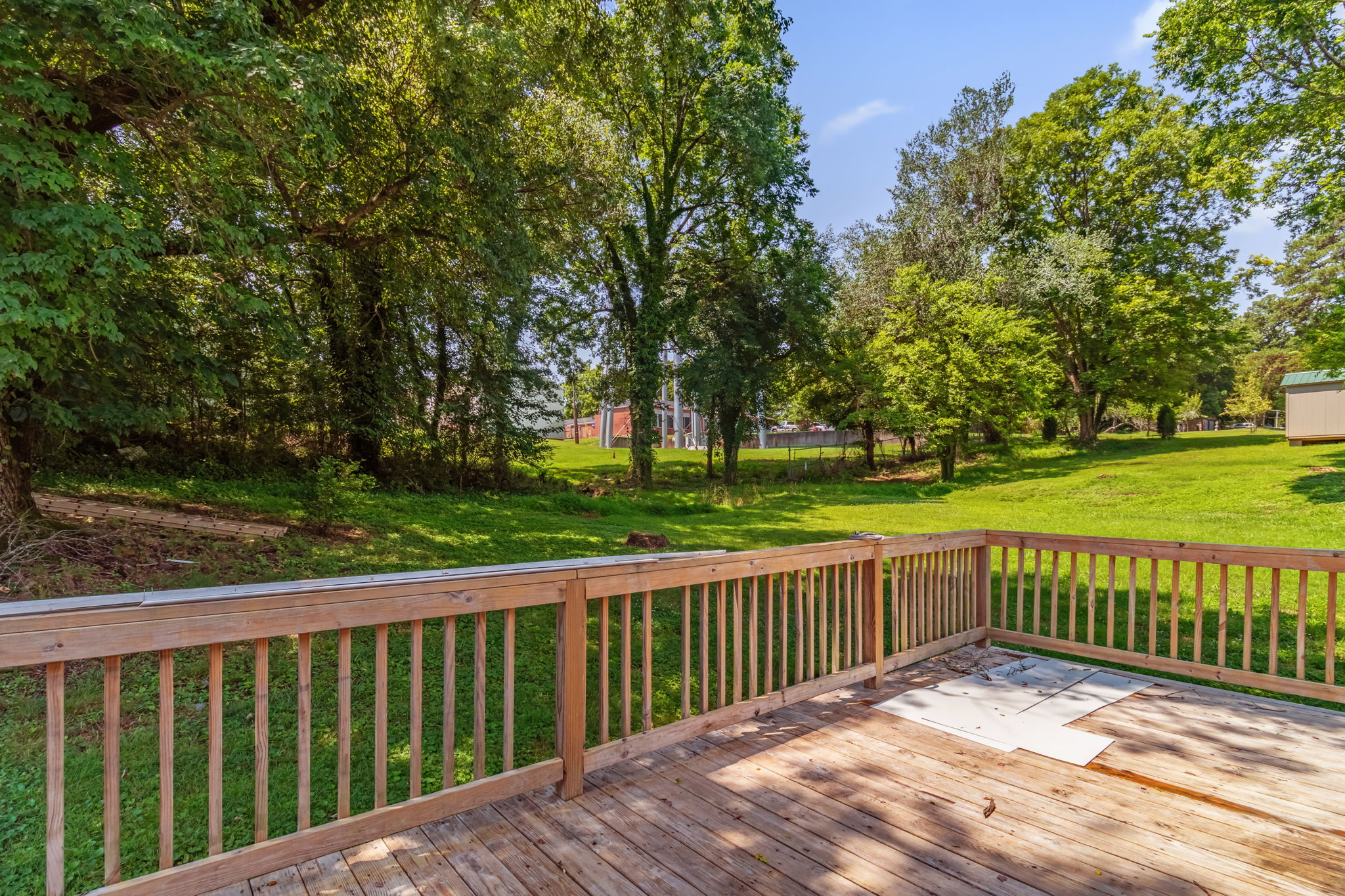 305 Short Ave-21