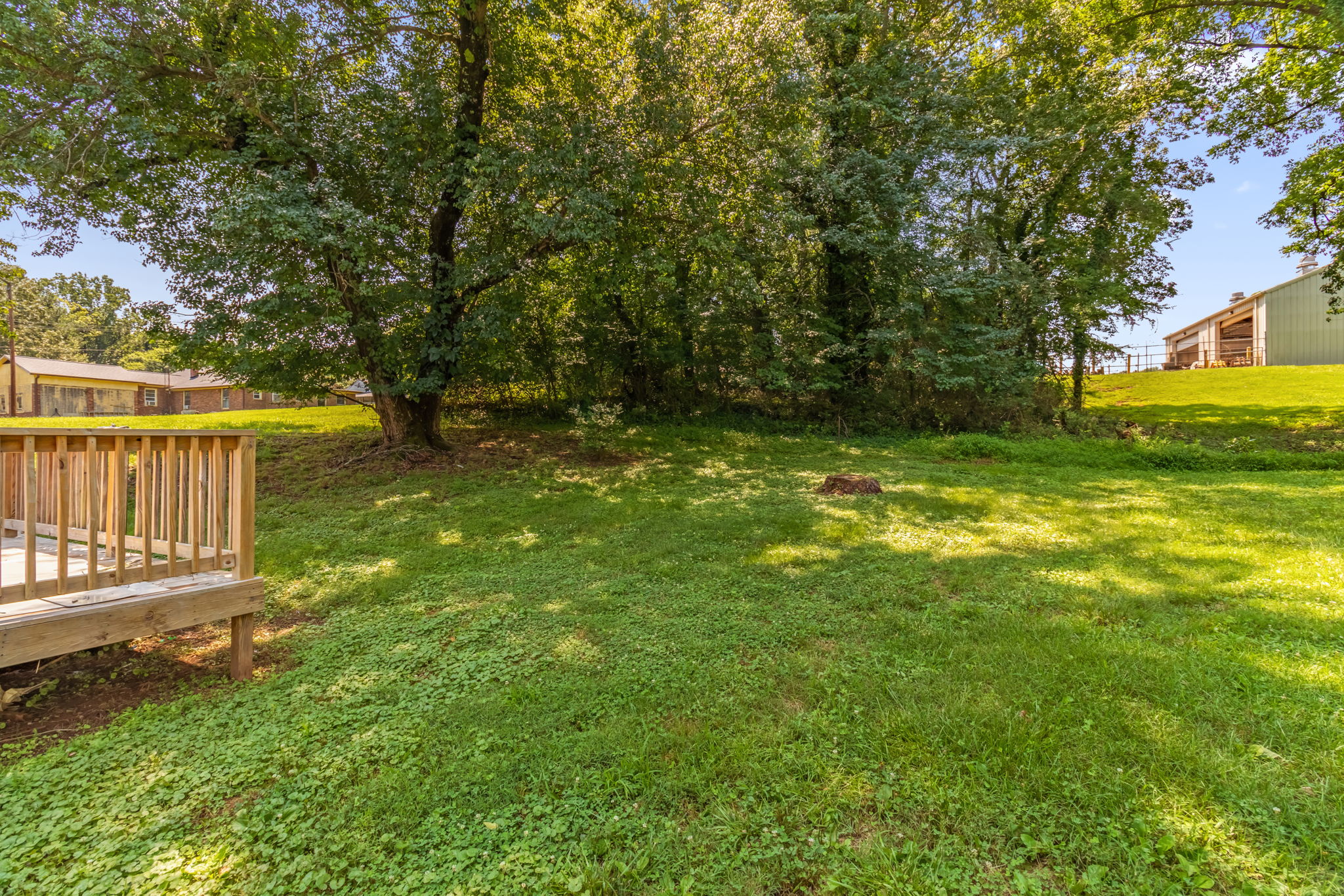 305 Short Ave-22