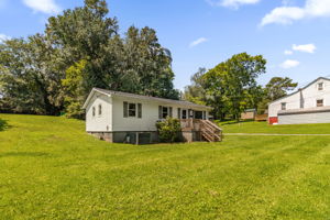 305 Short Ave-3