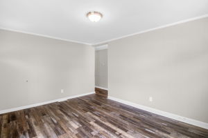 305 Short Ave-8