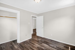 305 Short Ave-15