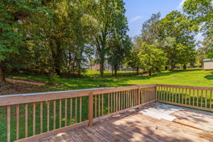 305 Short Ave-21