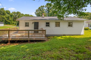 305 Short Ave-24