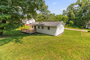 305 Short Ave-26