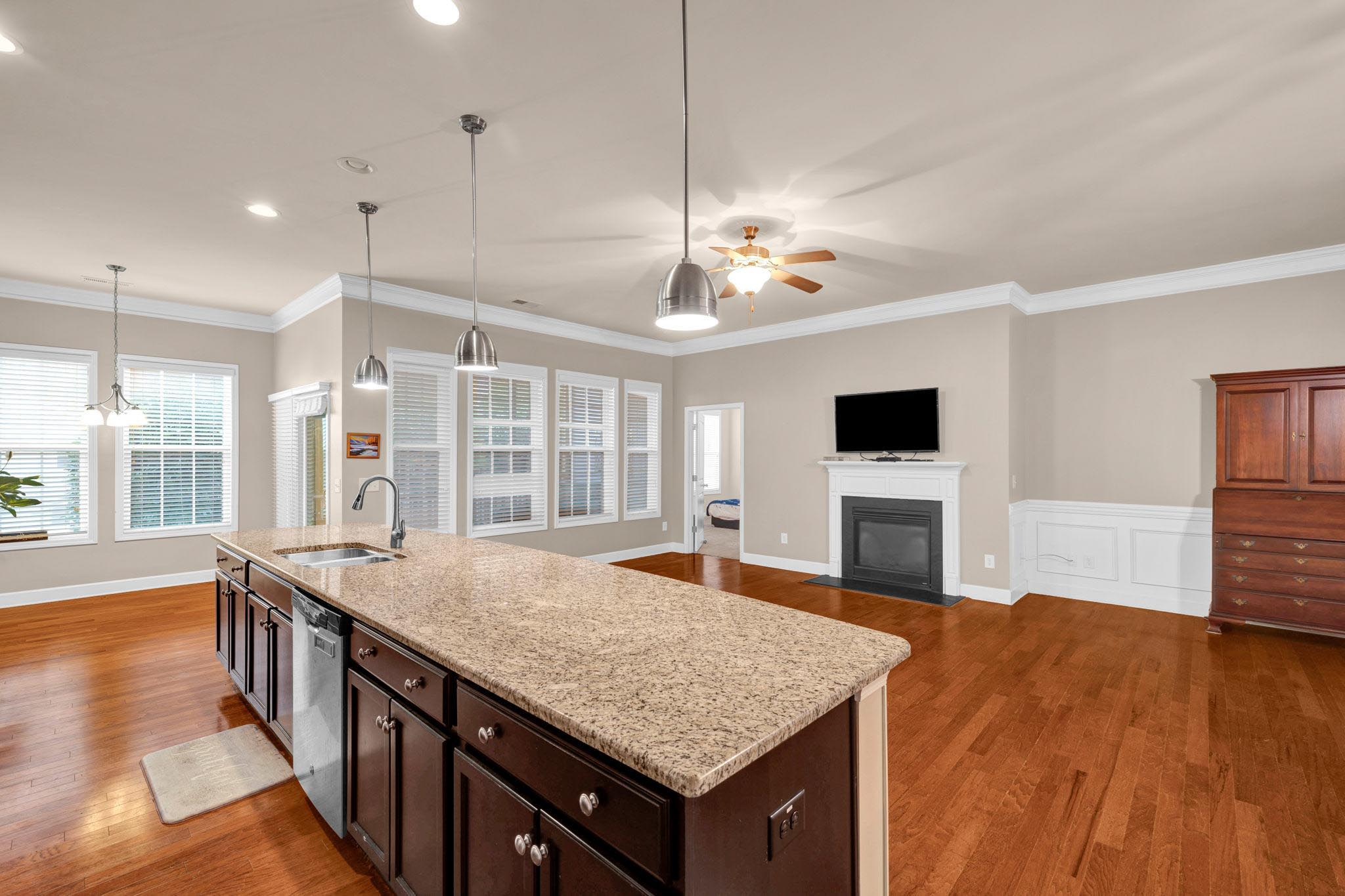305 Summerwalk Rd-11