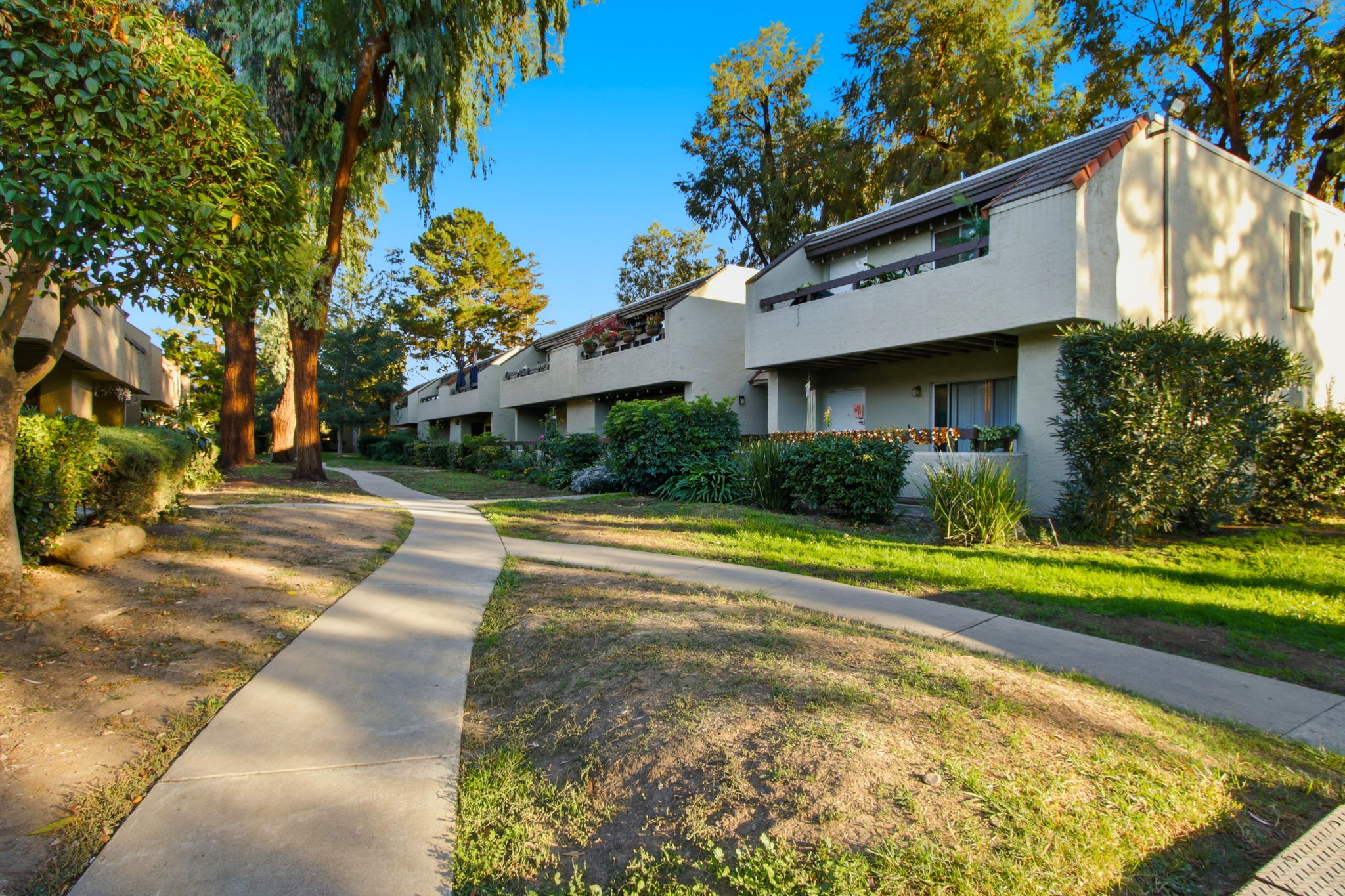 026_F8_305 Tradewinds Dr