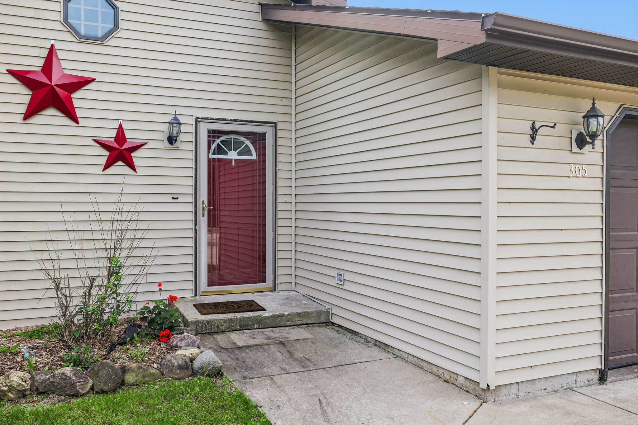 W Lafollette St-S1709-008.jpg