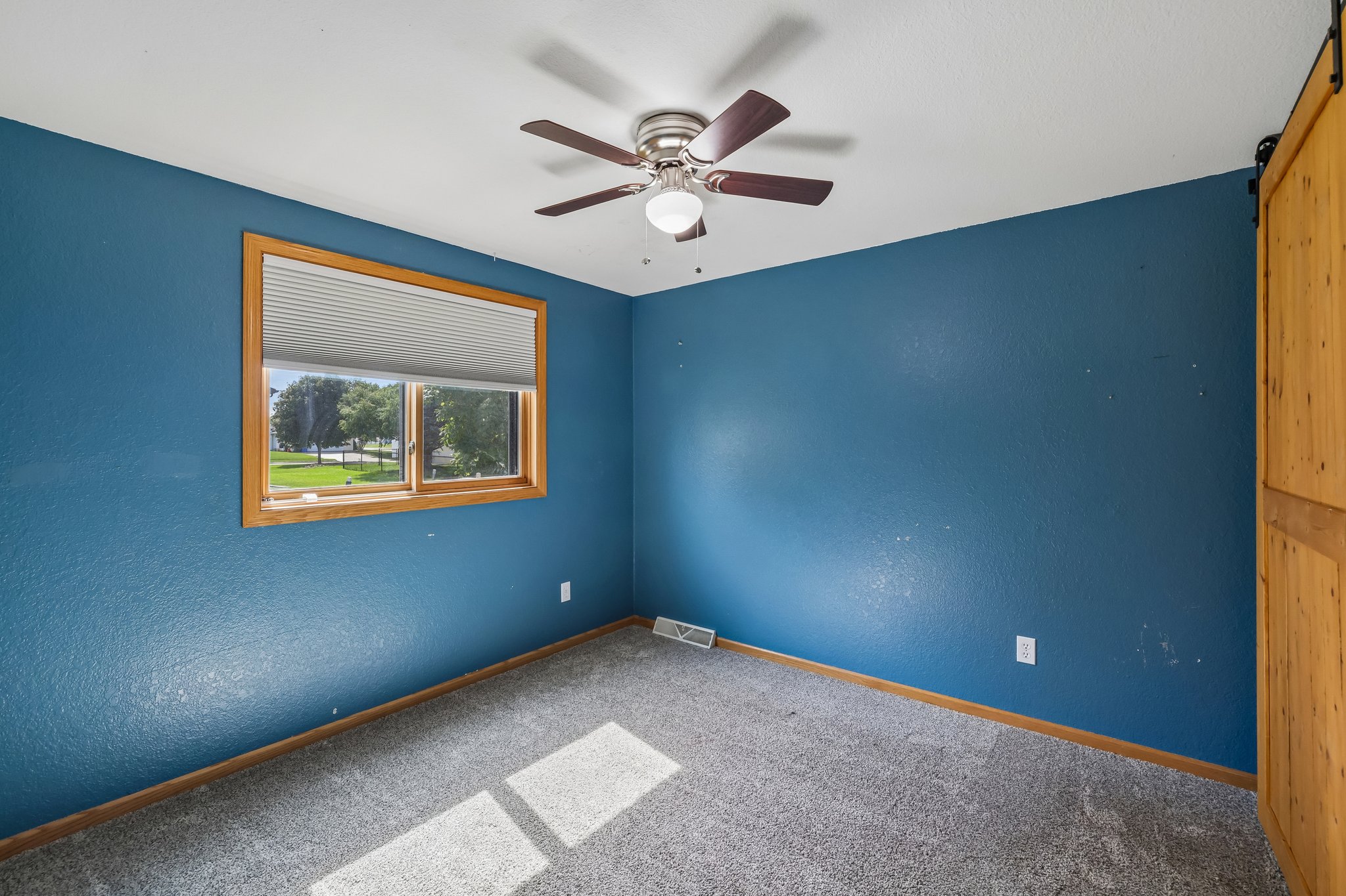 W Lafollette St-S1709-027.jpg