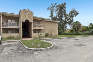 Wymore Rd 208-S1407-002.jpg