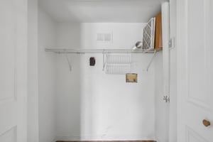 Wymore Rd 208-S1407-018.jpg