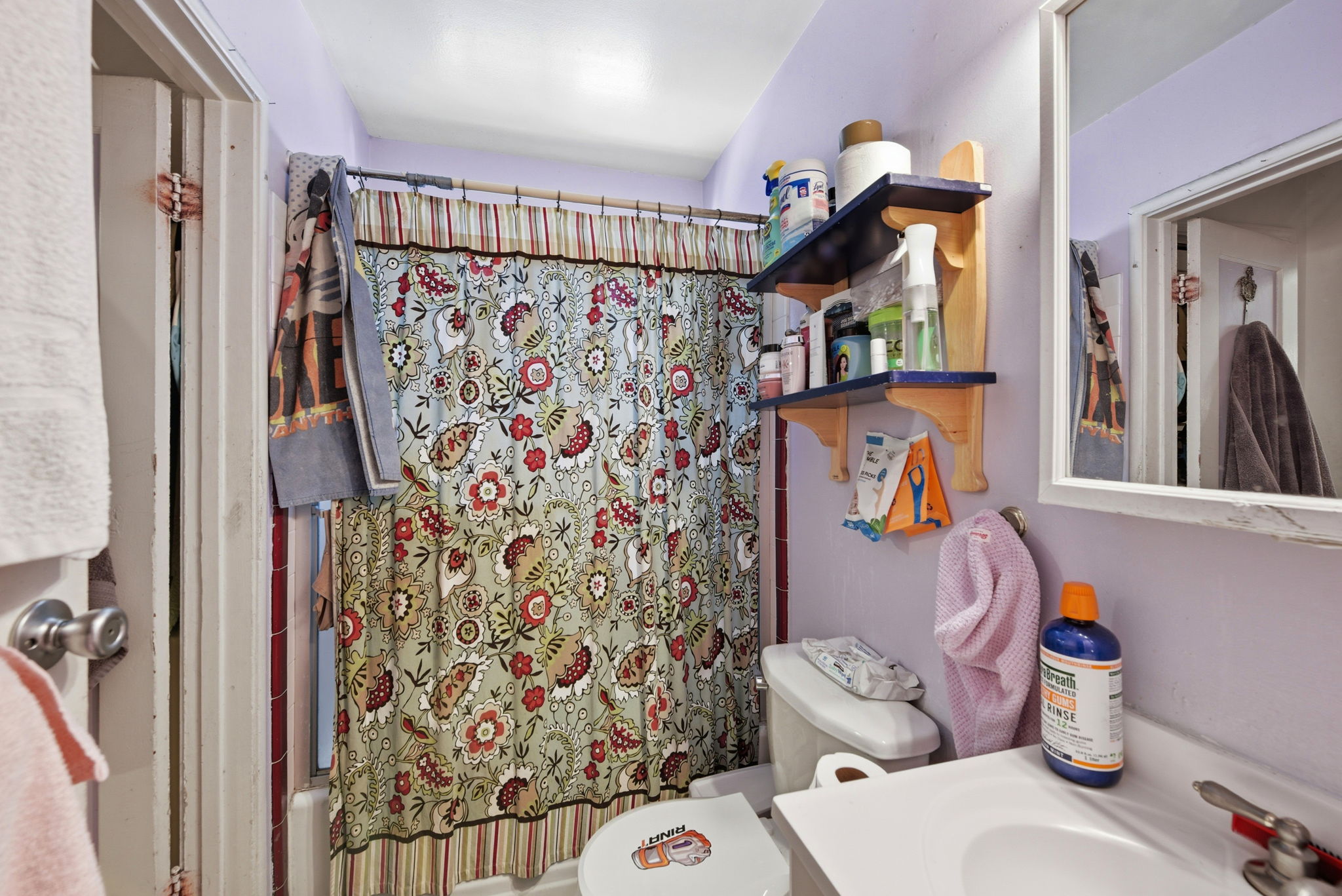 049_F8_3050-3058 Davis St