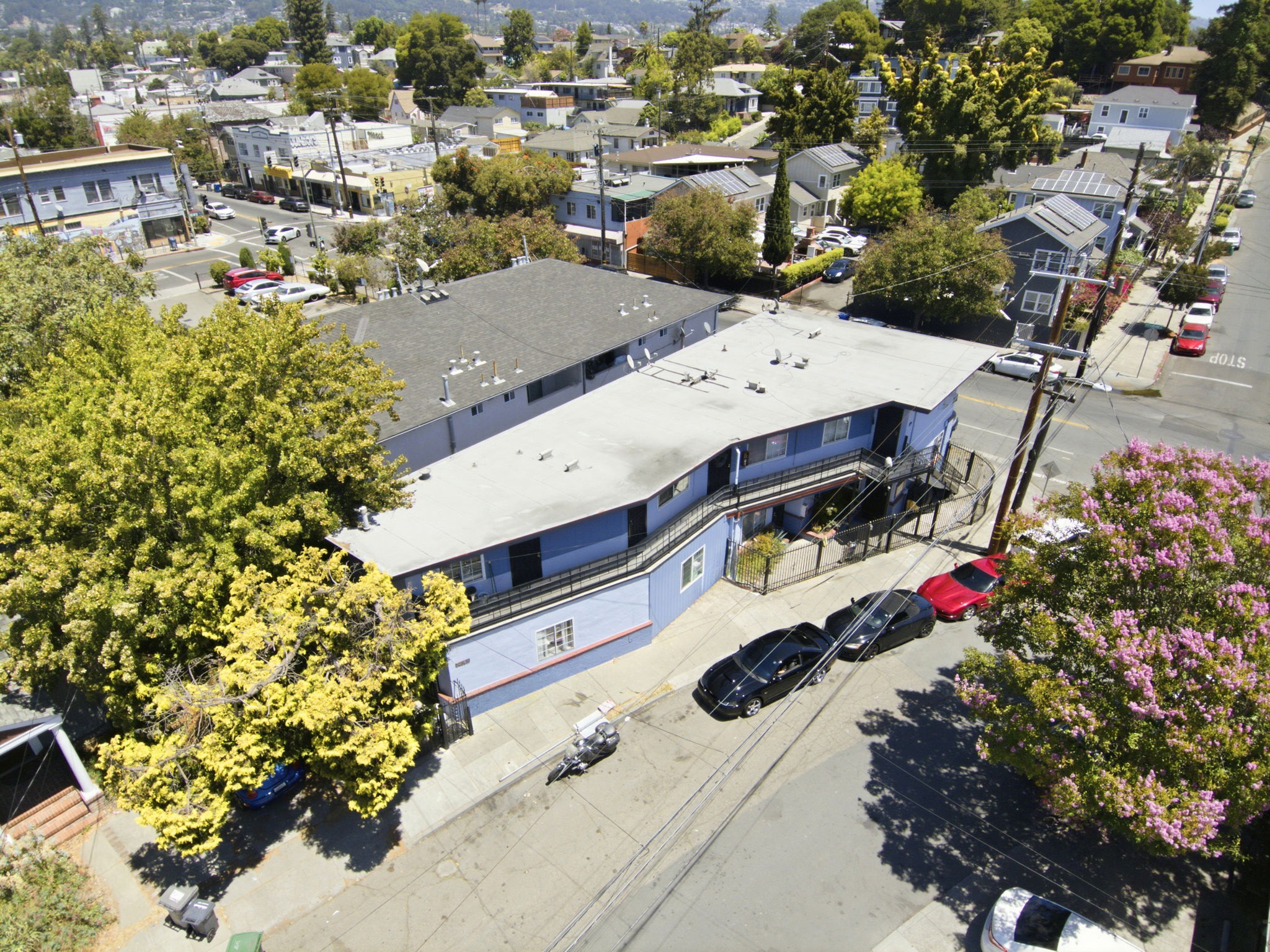 008_F8_AERIAL_3050-3058 Davis